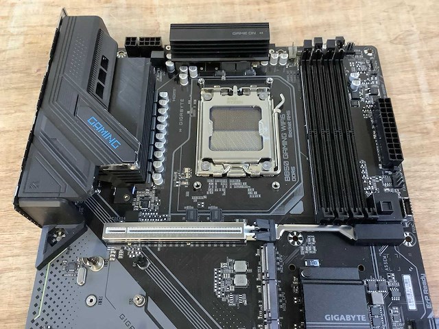 Gigabyte b850 gaming wifi6 moederbord - afbeelding 6 van  7
