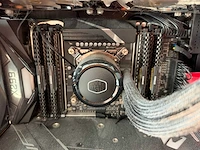 Gigabyte gaming desktop - afbeelding 8 van  8