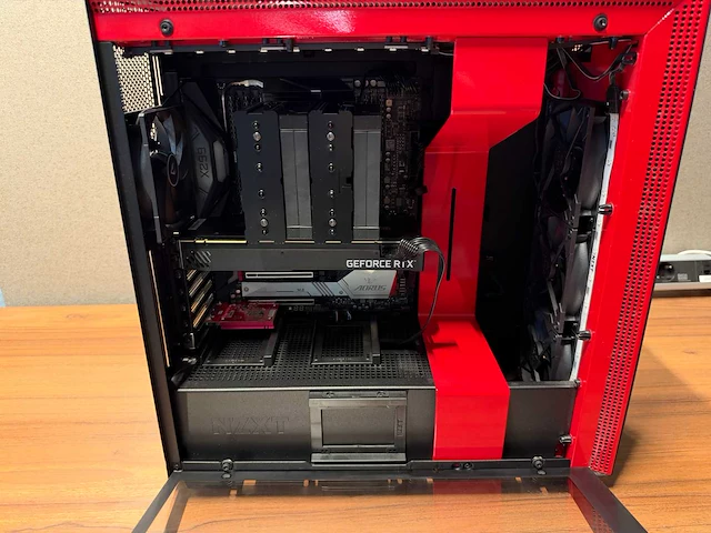 Gigabyte gaming desktop - afbeelding 5 van  8