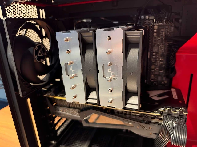 Gigabyte gaming desktop - afbeelding 6 van  9