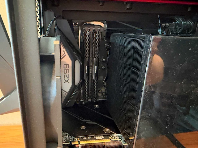 Gigabyte gaming desktop - afbeelding 8 van  9