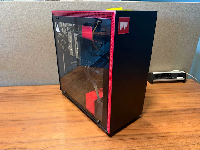 Gigabyte gaming desktop - afbeelding 9 van  9