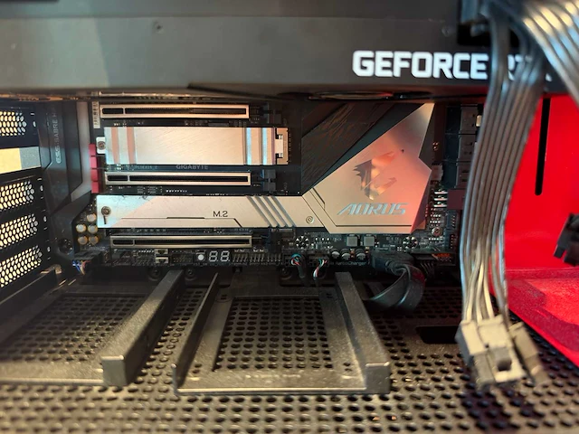 Gigabyte gaming desktop - afbeelding 7 van  9