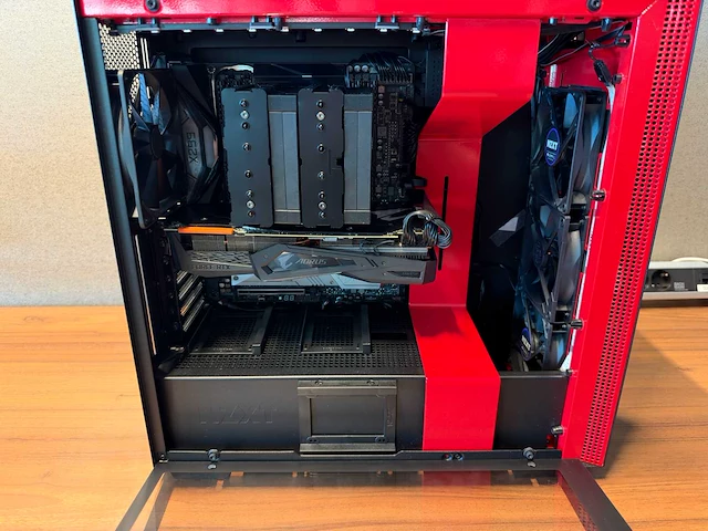 Gigabyte gaming desktop - afbeelding 9 van  11