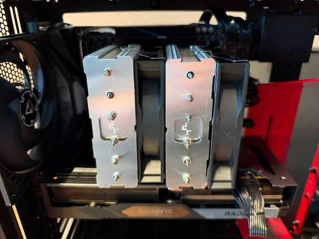 Gigabyte gaming desktop - afbeelding 4 van  10