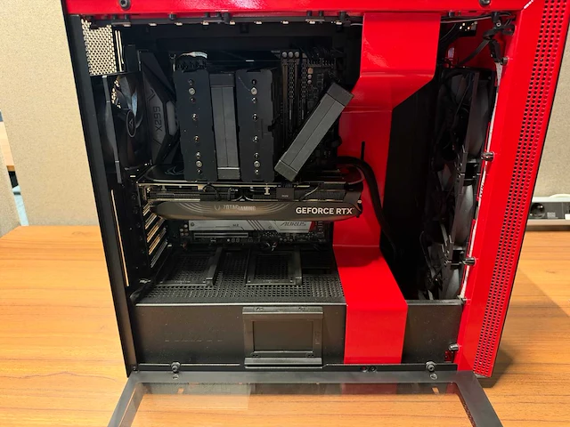 Gigabyte gaming desktop - afbeelding 5 van  9