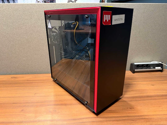 Gigabyte gaming desktop - afbeelding 6 van  8