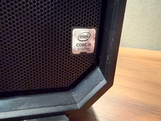 Gigabyte gaming desktop - afbeelding 8 van  11