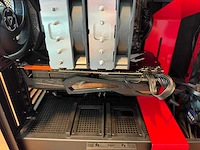 Gigabyte gaming desktop - afbeelding 1 van  8
