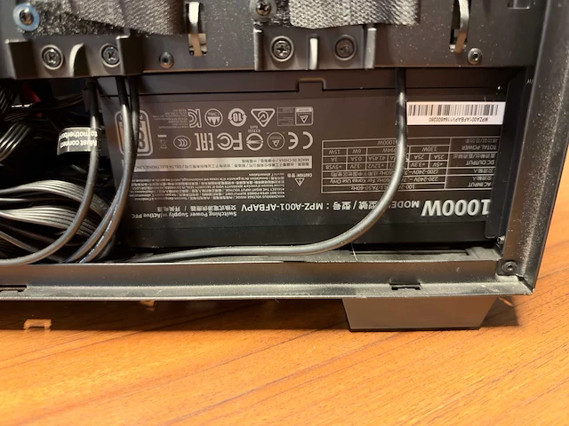 Gigabyte gaming desktop - afbeelding 4 van  9