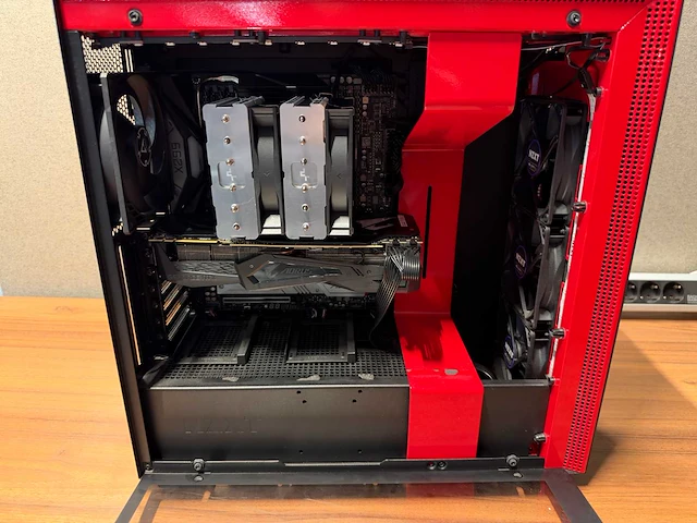 Gigabyte gaming desktop - afbeelding 5 van  9