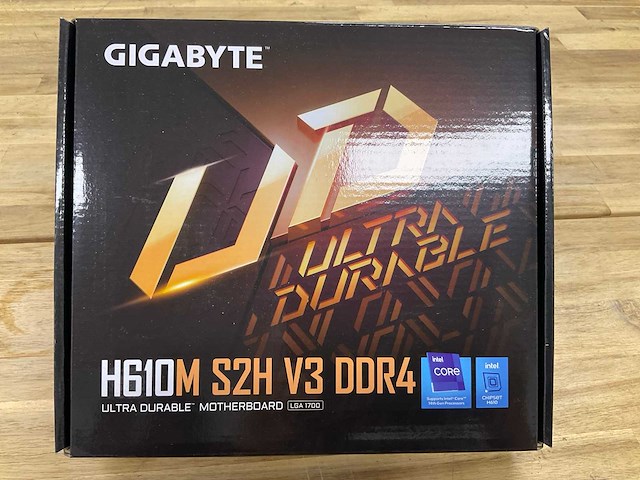 Gigabyte h610m s2h v3 ddr4 moederbord - afbeelding 1 van  4