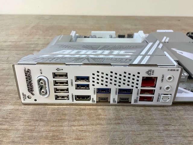 Gigabyte x870 aorus elite wifi7 ice moederbord - afbeelding 3 van  7