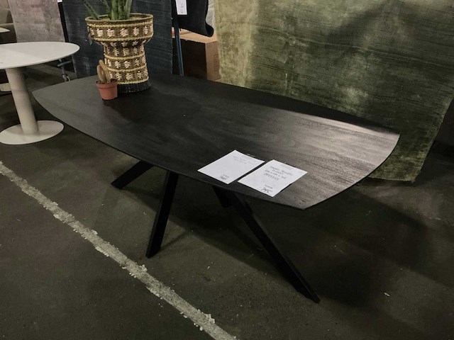 Gigameubel batti (8823353) eetkamertafel 200cm - afbeelding 1 van  4