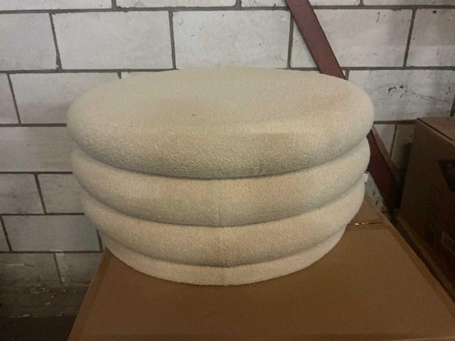 Gigameubel gilbert beige met opbergruimte 8824219 poef - afbeelding 1 van  4