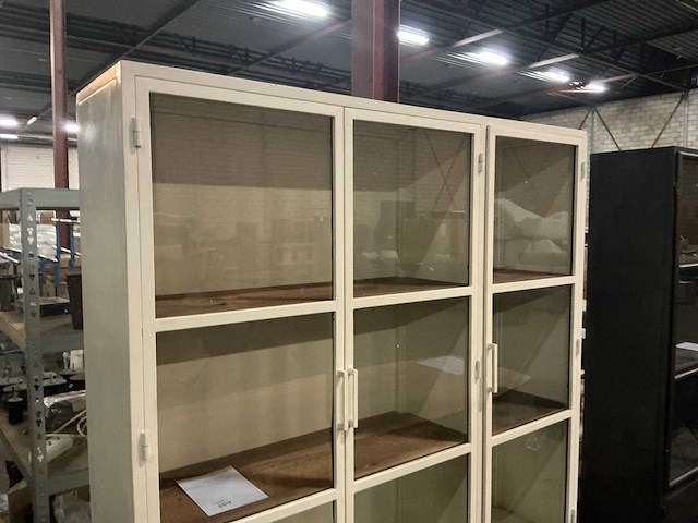 Gigameubel industrial opberg/vitrinekast - afbeelding 2 van  5