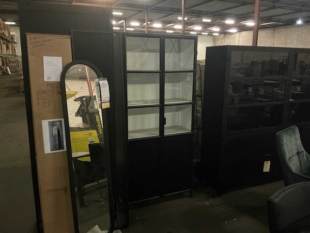 Gigameubel salvada opbergkast - afbeelding 1 van  7