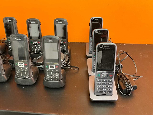 Gigaset dect toestellen en zenders - afbeelding 2 van  5