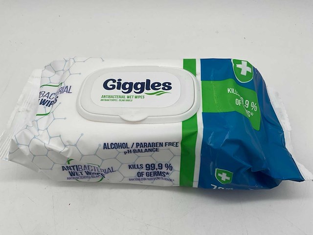 Giggles pak antibacteriële doekjes (96x) - afbeelding 2 van  4