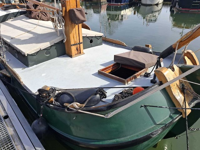 Gildetjalk - polyester - klassieke zeilboot - afbeelding 19 van  19