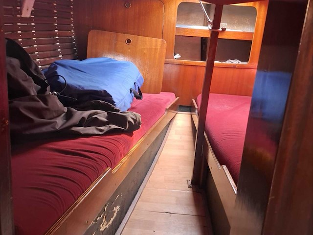 Gildetjalk - polyester - klassieke zeilboot - afbeelding 7 van  12