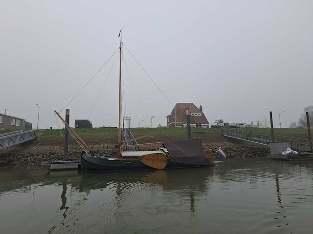 Gildetjalk - polyester - klassieke zeilboot - afbeelding 12 van  14