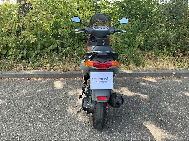 Gilera - 1998 - scooter - runner 180 fxr - personenauto - afbeelding 11 van  12