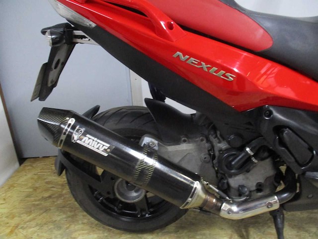 Gilera - motorscooter - nexus 500 - motorfiets - afbeelding 15 van  15