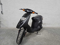 Gilera - snorscooter - typhoon - 2t 25km uitvoering 86fhx9 - afbeelding 2 van  3