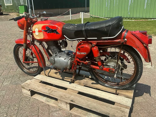 Gilera extra 124 giubileo motorfiets - afbeelding 17 van  18