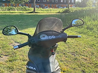Gilera runner 180cc dd fluo rosso m08 op a2 motorscooter - afbeelding 3 van  13