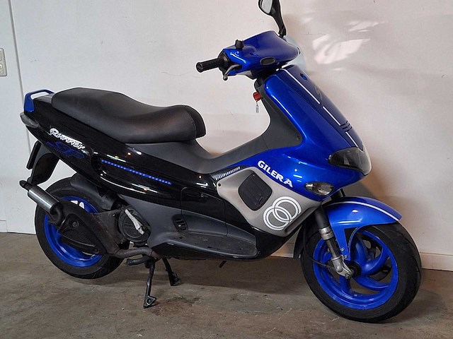 Gilera runner sp dd 2t 45km bromscooter - afbeelding 6 van  7