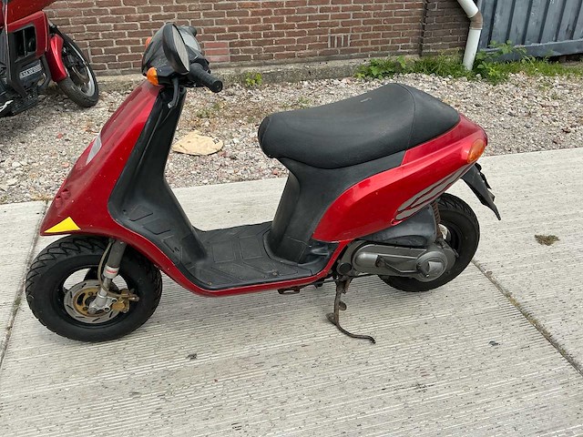 Gilera typhoon scooter - afbeelding 5 van  10