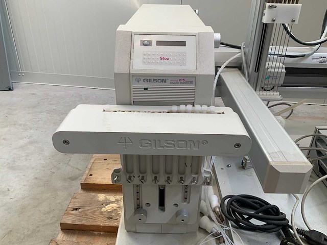Gilson 215 - autosampler - afbeelding 1 van  4