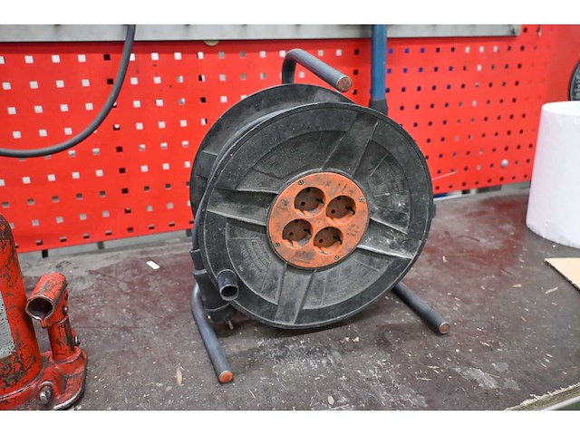 Gilze black master 25m 230v-verlengkabelhaspel (2x) - afbeelding 1 van  6