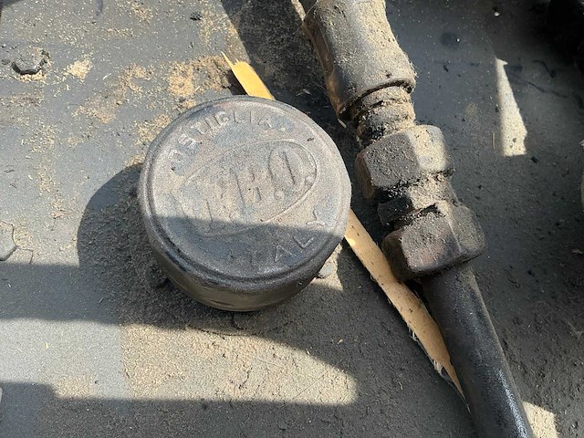 Ginaf 6x6 hydraulische kipcilinder - afbeelding 7 van  11