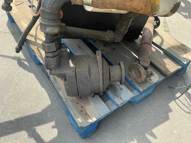 Ginaf 6x6 hydraulische kipcilinder - afbeelding 10 van  11