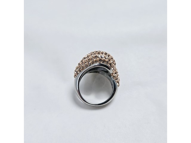 Gioielli dames ring - nieuw - stenen zijn geen natuurlijke diamanten - afbeelding 4 van  4