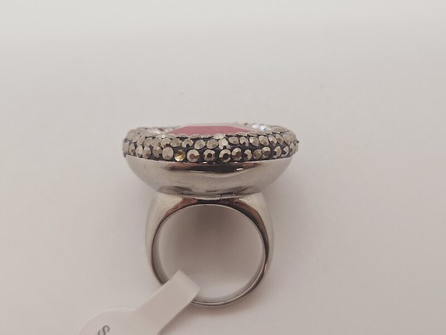 Gioielli dames ring - nieuw - stenen zijn geen natuurlijke diamanten - afbeelding 4 van  5