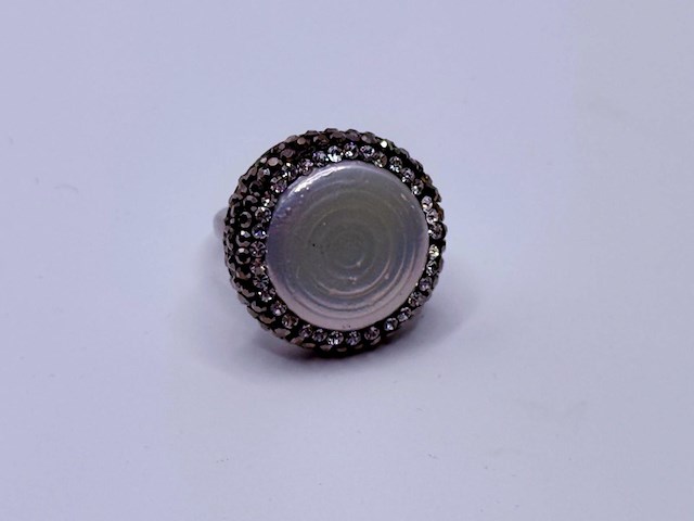 Gioielli dames ring - nieuw - stenen zijn geen natuurlijke diamanten - afbeelding 2 van  4