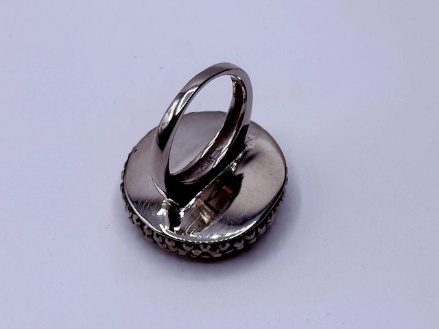Gioielli dames ring - nieuw - stenen zijn geen natuurlijke diamanten - afbeelding 4 van  4