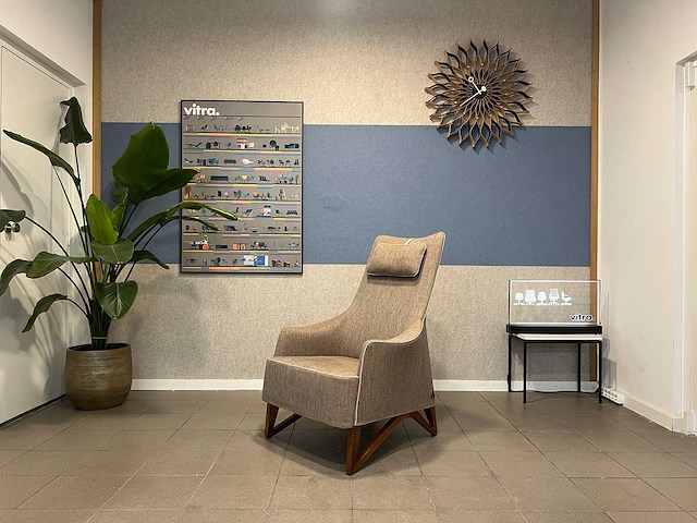Giorgetti mobius wingchair fauteuil stof + hout - afbeelding 3 van  10