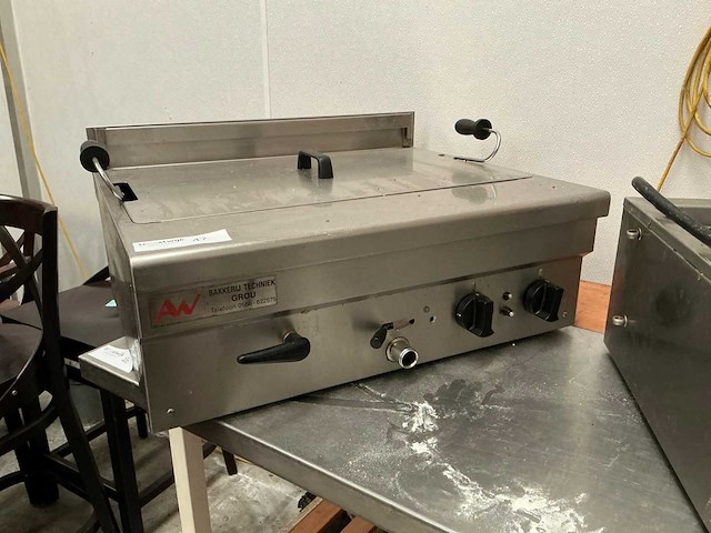 Giorik fp18s friteuse (oliebol/vis) - afbeelding 1 van  6