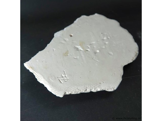 Gipsen puto als wandornament - afbeelding 5 van  5