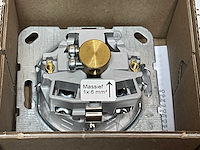 Gira 281003 stopcontact (15x) - afbeelding 3 van  4