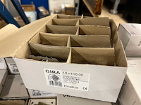 Gira, jung installatiemateriaal (130x) - afbeelding 2 van  6