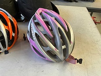 Giro fietshelm met hard case - fietshelm (3x) - afbeelding 3 van  5