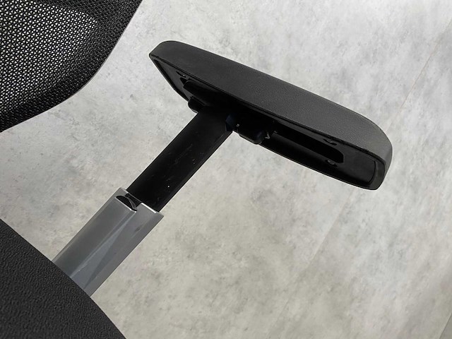 Giroflex - ergonomische bureaustoel - afbeelding 8 van  11