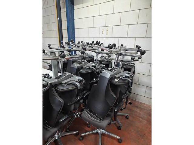 Giroflex 64 - desk chairs (10x) - afbeelding 2 van  2