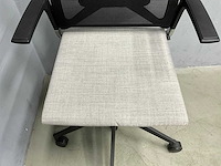 Girsberger - camiro - bureaustoelen - afbeelding 2 van  8